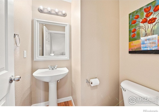 658 Casper Dr, Lafayette, CO 80026 - bathroom with toilet