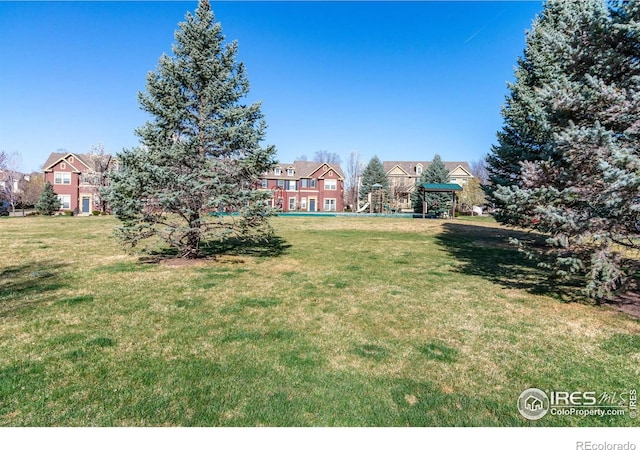 658 Casper Dr, Lafayette, CO 80026 - view of grassy yard