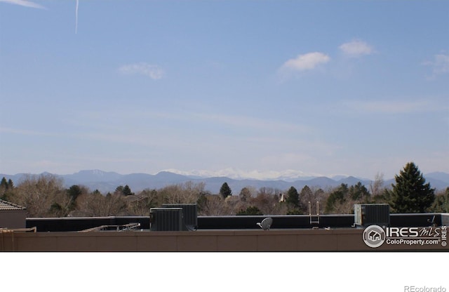2660 E Otero Pl Unit 7, Centennial, CO 80122 - mountain view