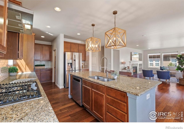8481 Allenbrook Dr, Windsor, CO 80550
