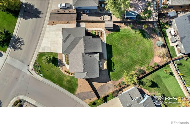 bird's eye view with a residential view
