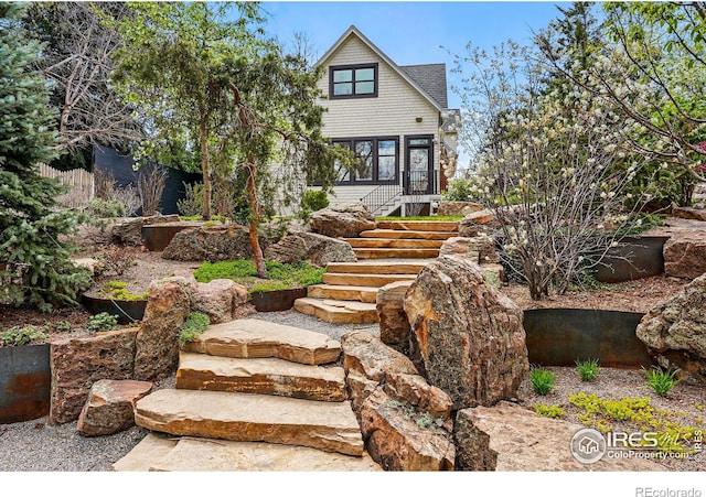563 Arapahoe Ave, Boulder, CO 80302 - photo 2
