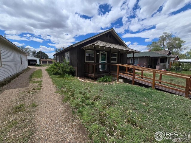 409 N 4th Ave, Sterling, CO 80751 - view of side of home