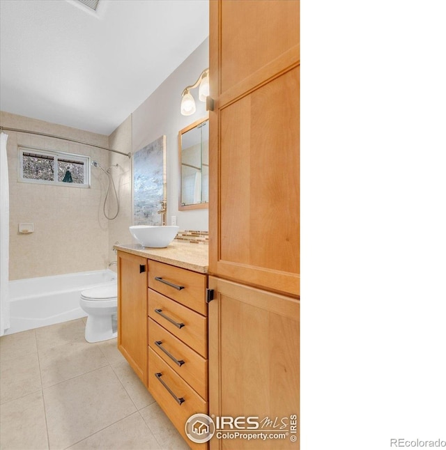 195 S 35th St, Boulder, CO 80305 - full bathroom featuring toilet, tile patterned flooring, vanity, and shower / washtub combination