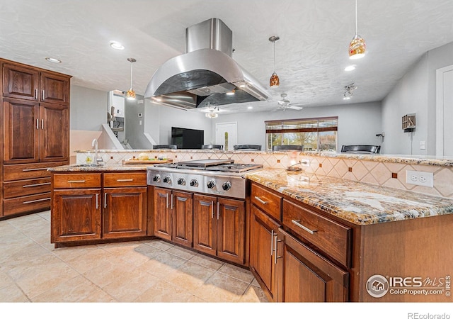 2112 Arron Dr, Loveland, CO 80537 - photo 6