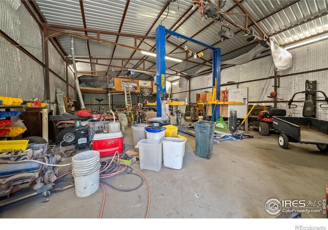 17492 County Road 29, Brush, CO 80723 - garage with metal wall