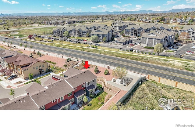 birds eye view of property featuring a residential view