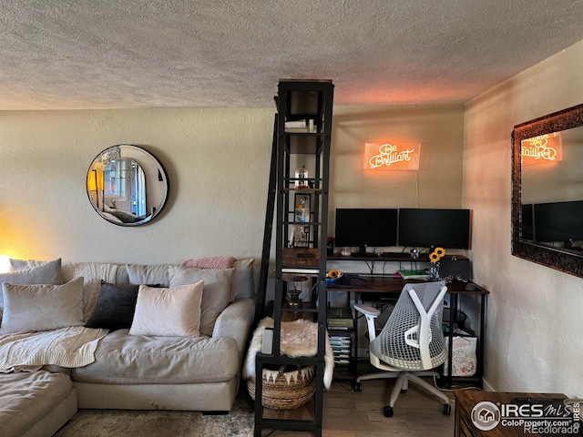 6524 W 14th Ave, Lakewood, CO 80214