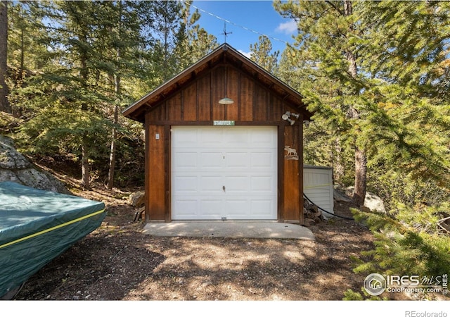 741 Hickory Dr, Lyons, CO 80540 - view of garage