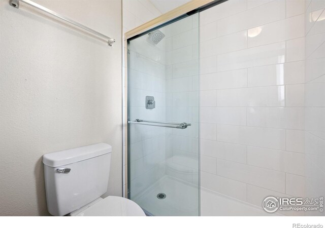 910 Sparta Dr, Lafayette, CO 80026 - full bath with a stall shower and toilet