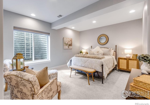 bedroom featuring recessed lighting, visible vents, baseboards, and light carpet