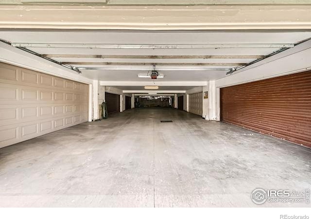 15503 E Wyoming Dr Unit G, Aurora, CO 80017 - view of garage