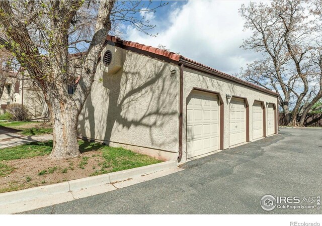 5035 W 73rd Ave, Westminster, CO 80030 - view of garage