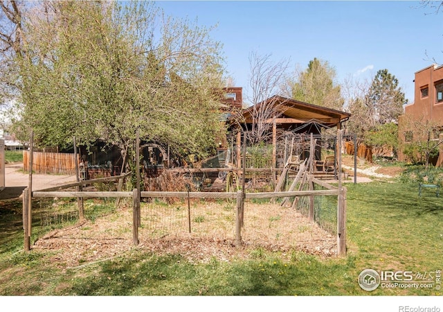 1800 Sumac Ave, Boulder, CO 80304 - view of yard featuring fence