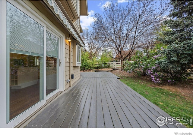2275 Schooner St, Lafayette, CO 80026 - wooden terrace with fence