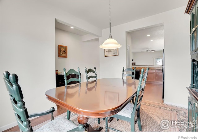 dining area featuring recessed lighting, ceiling fan, and baseboards