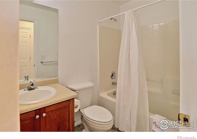 355 47th Ave Unit A, Greeley, CO 80634 - full bathroom with vanity, shower / bath combination with curtain, and toilet