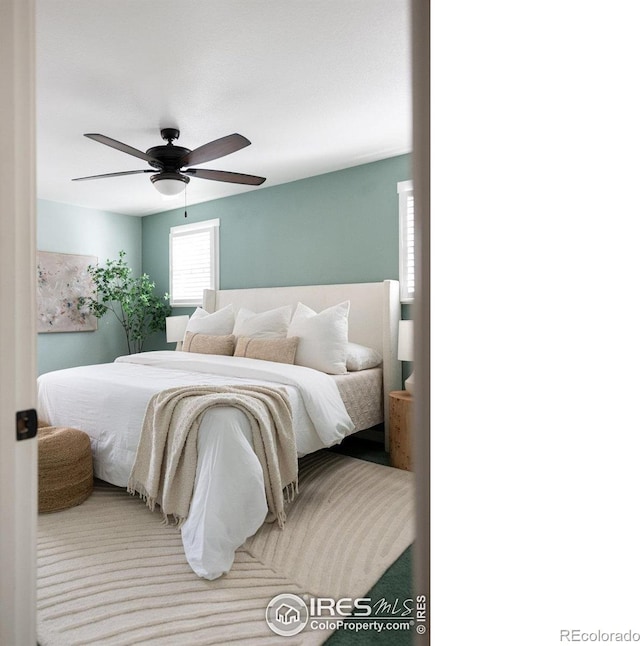 bedroom with a ceiling fan