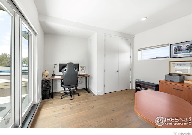 2907 32nd St, Boulder, CO 80301 - office area featuring light wood-style floors, plenty of natural light, and recessed lighting