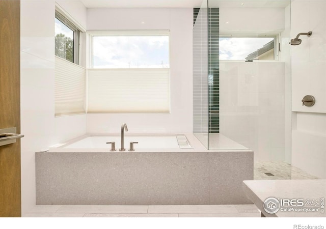 2158 Tamarack Ave, Boulder, CO 80304 - bathroom featuring walk in shower