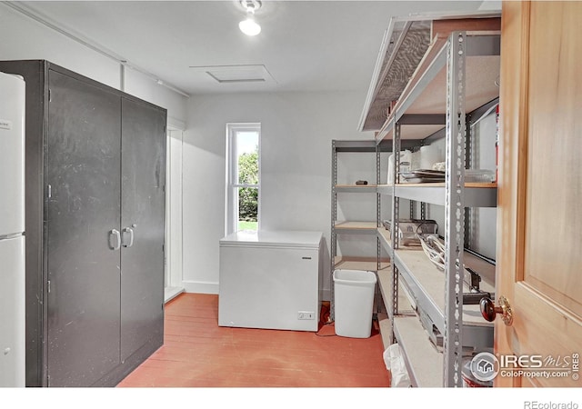 807 Collins St, Eaton, CO 80615 - interior space
