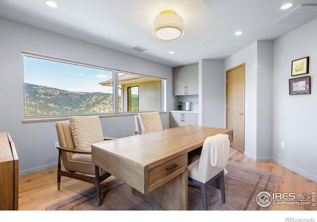50 Wildwood Ln, Boulder, CO 80304 - office area featuring light wood-style floors and recessed lighting
