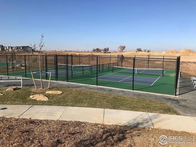 4672 Clear Creek Dr, Longmont, CO 80504 - view of tennis court