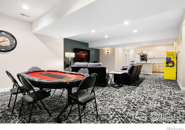 game room featuring visible vents, recessed lighting, baseboards, and carpet flooring