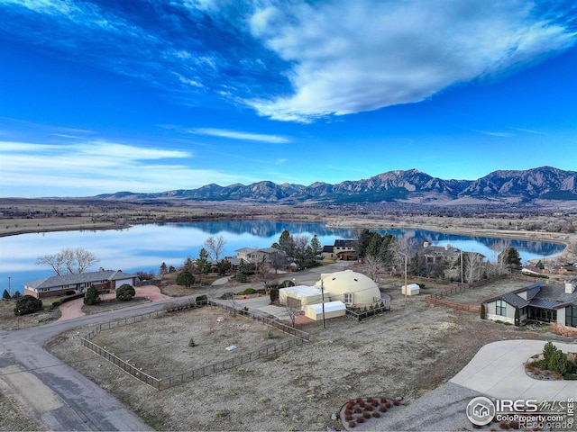 6611 Lakeview Dr, Boulder, CO 80303 - aerial view featuring a water and mountain view