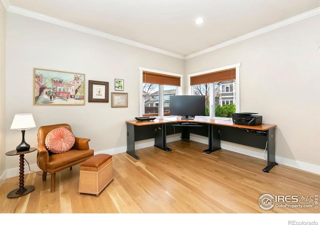 office area with baseboards, ornamental molding, light wood-style flooring, and recessed lighting