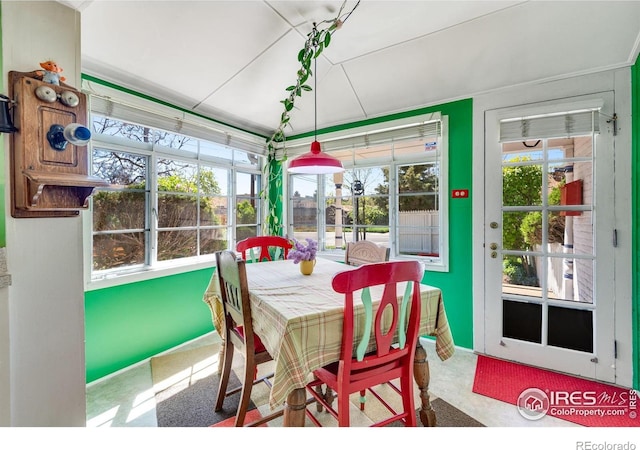 view of sunroom / solarium