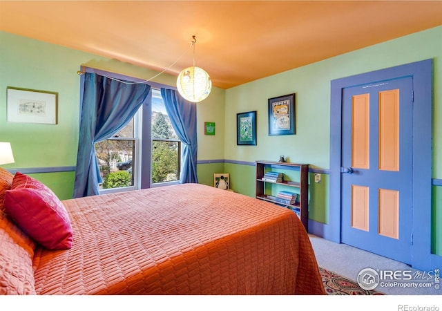view of carpeted bedroom