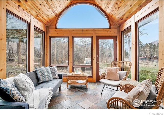 sunroom with vaulted ceiling