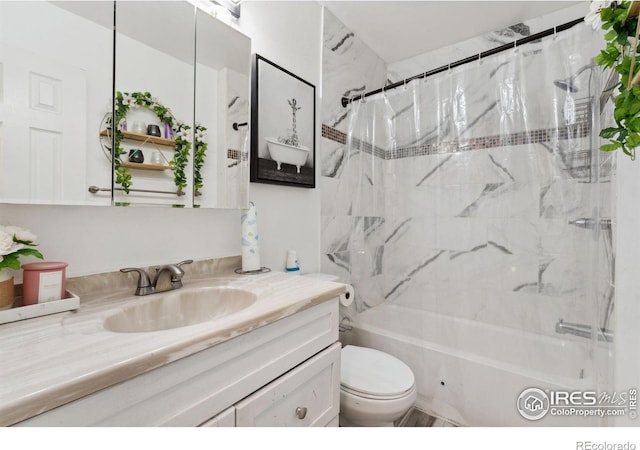 bathroom with shower / bath combo with shower curtain, toilet, and vanity