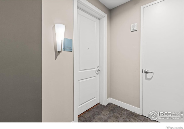 2001 Lincoln St Unit 2113, Denver, CO 80202 - corridor featuring baseboards