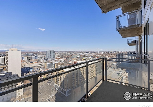 2001 Lincoln St Unit 2113, Denver, CO 80202 - balcony featuring a city view
