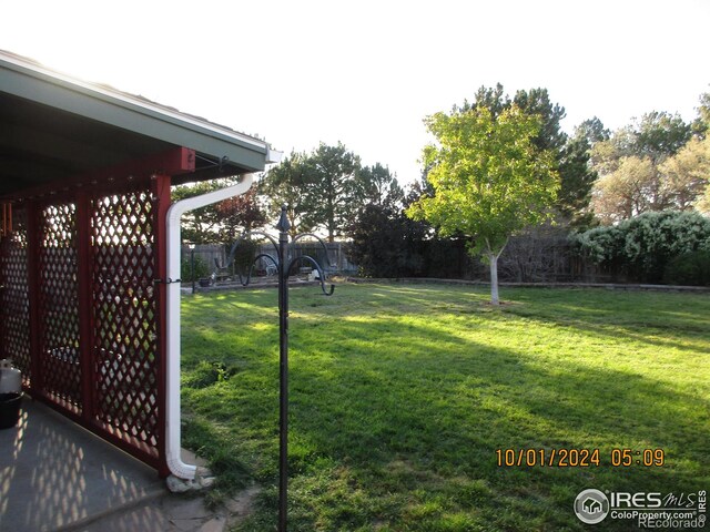 13969 County Road 33, Sterling, CO 80751 - view of yard featuring a fenced backyard
