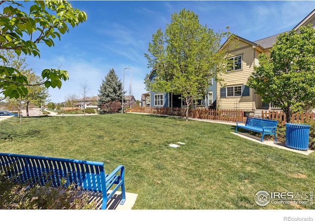1278 Hummingbird Cir Unit D, Longmont, CO 80501 - view of yard
