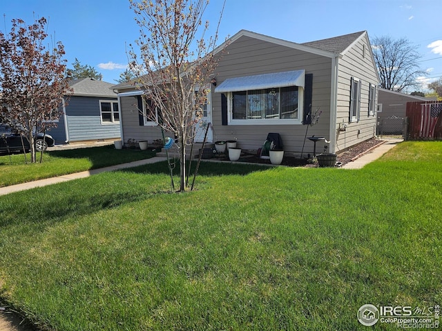 216 N 8th Ave, Sterling, CO 80751