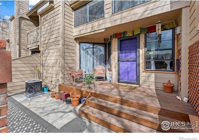5086 Buckingham Rd, Boulder, CO 80301 - doorway to property featuring central AC