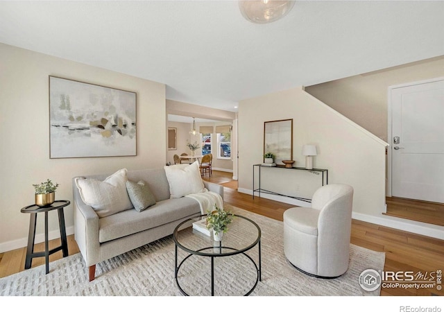 536 W Sycamore Cir, Louisville, CO 80027 - living area featuring wood finished floors and baseboards