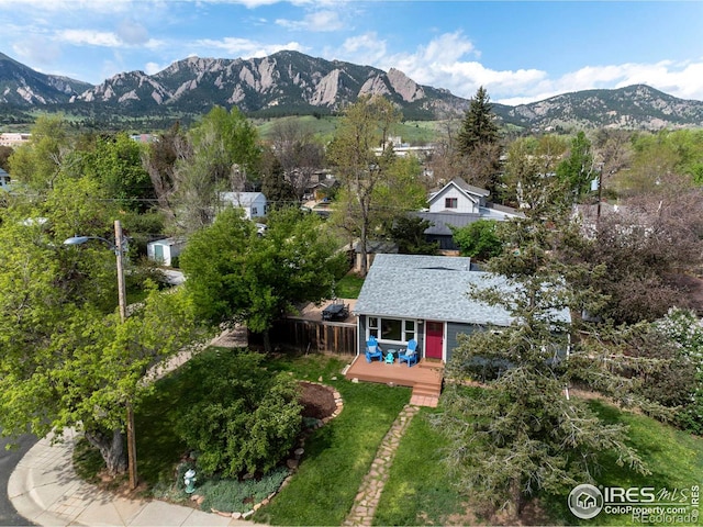 view from above of property featuring a mountainous background
