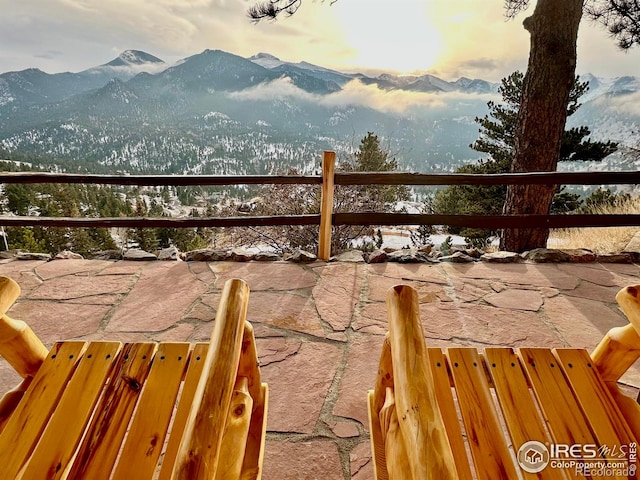 1731 Aspencliff Ct Unit 1 & 2, Estes Park, CO 80517 - photo 1