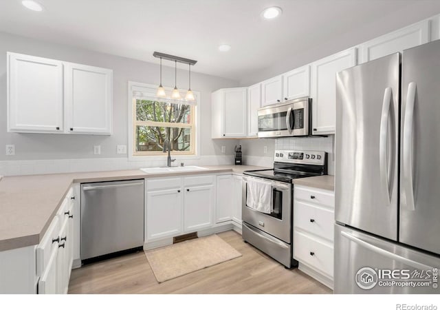 2524 Forsythia Dr, Loveland, CO 80537