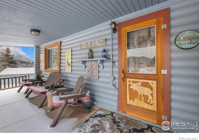 1810 N Ridge Ln, Estes Park, CO 80517 - entrance to property featuring a porch