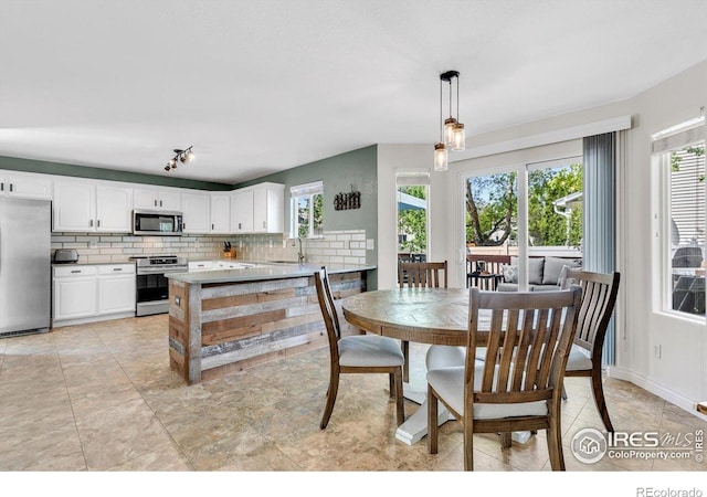 1304 Monarch Ct, Longmont, CO 80504