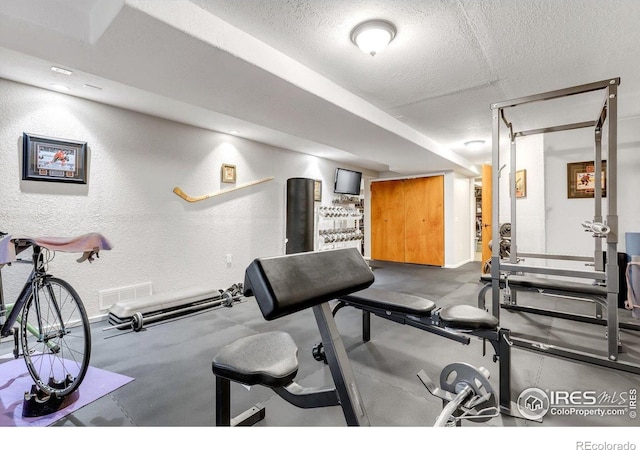 1304 Monarch Ct, Longmont, CO 80504