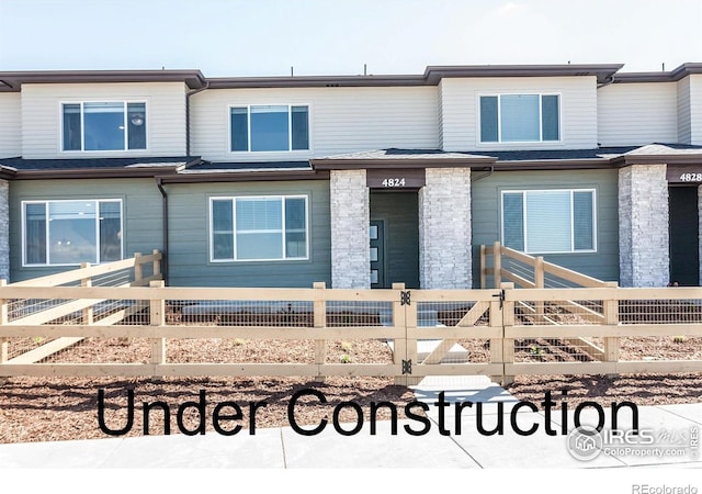 4905 Autumn Leaf Dr, Timnath, CO 80547 - view of front of property featuring a fenced front yard