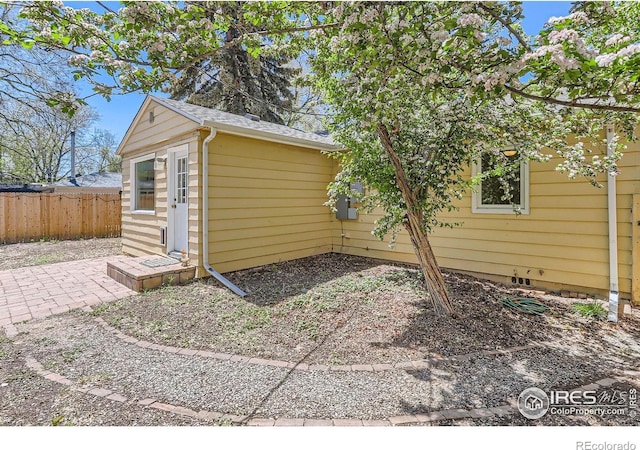 1136 Venice St, Longmont, CO 80501 - view of outdoor structure with fence and an outdoor structure
