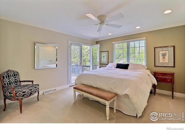 bedroom featuring access to outside, light colored carpet, baseboards, recessed lighting, and a ceiling fan